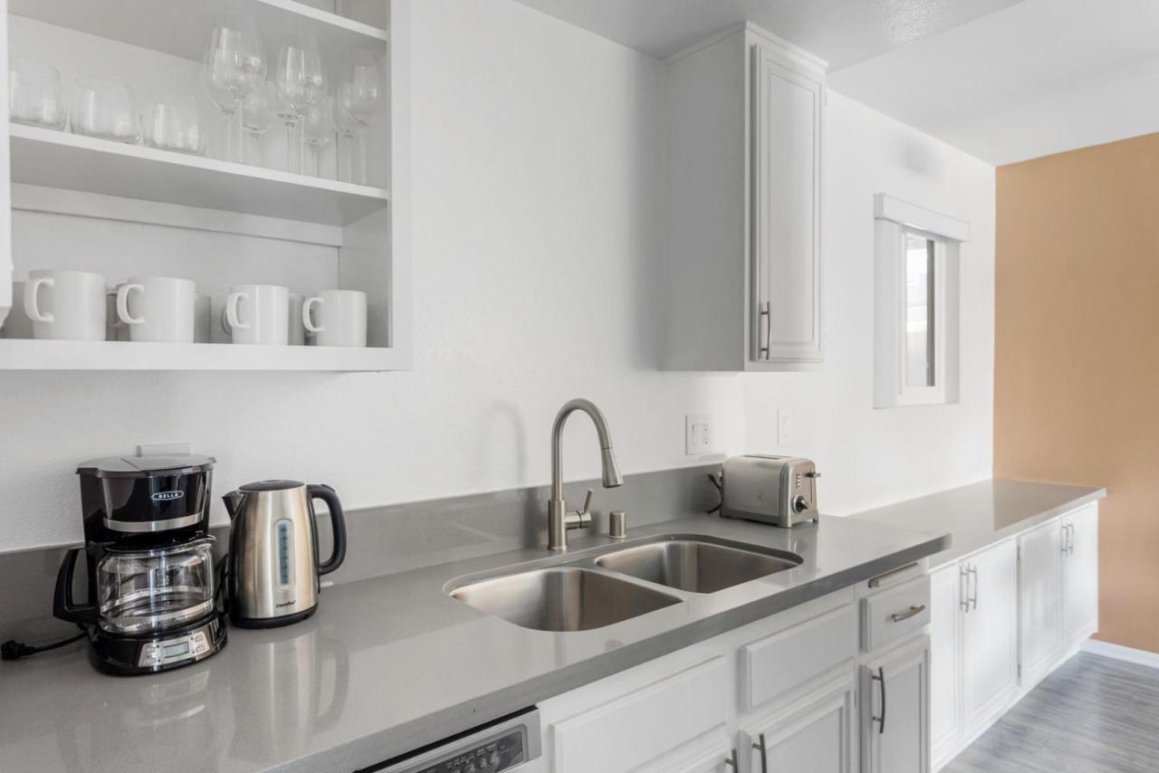 Beverly Grove 2br W Gym Nr Malls Hospital Lax-1107 * Los Angeles