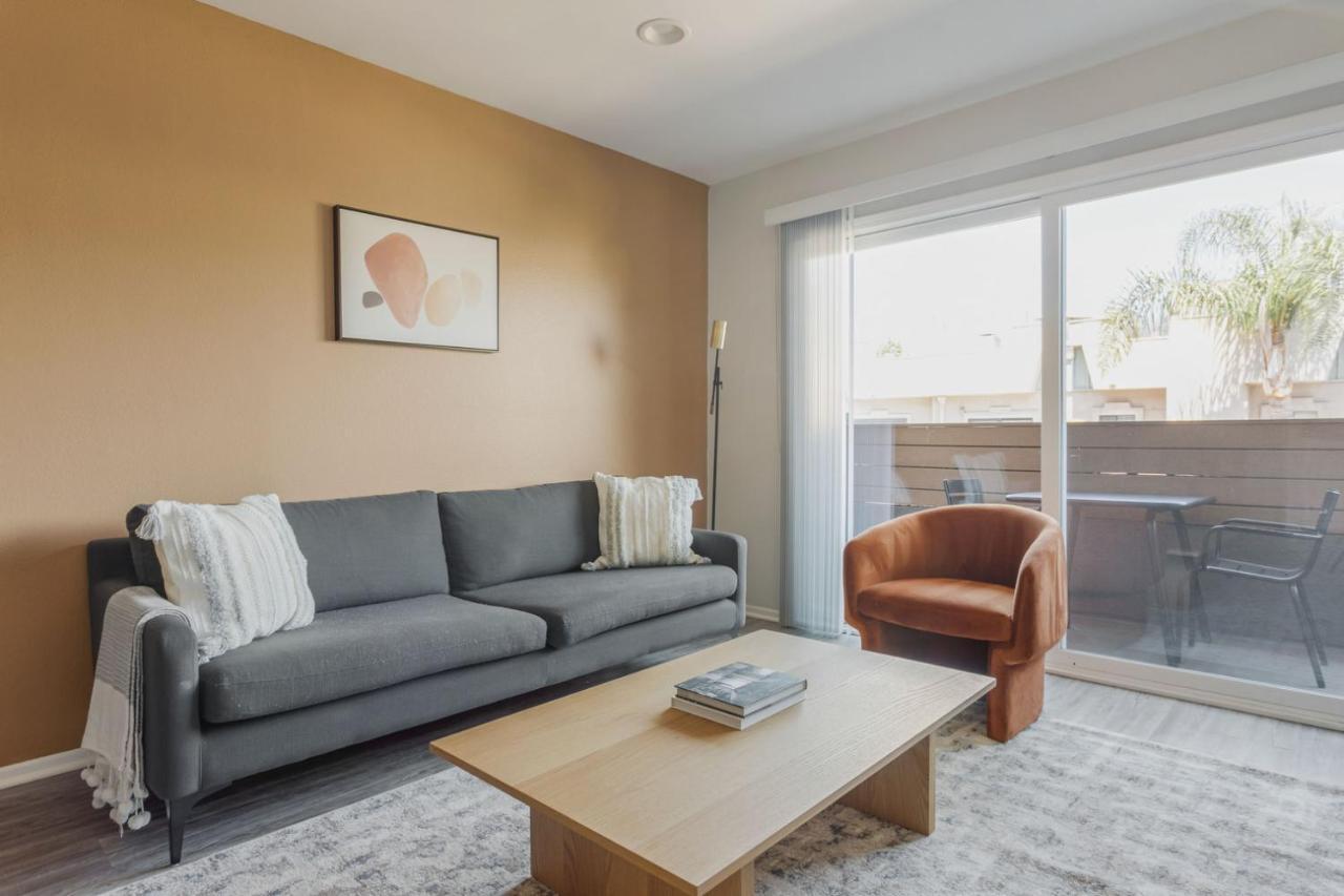 Apartamento Beverly Grove 2br W Gym Nr Malls Hospital Lax-1107 Los Angeles