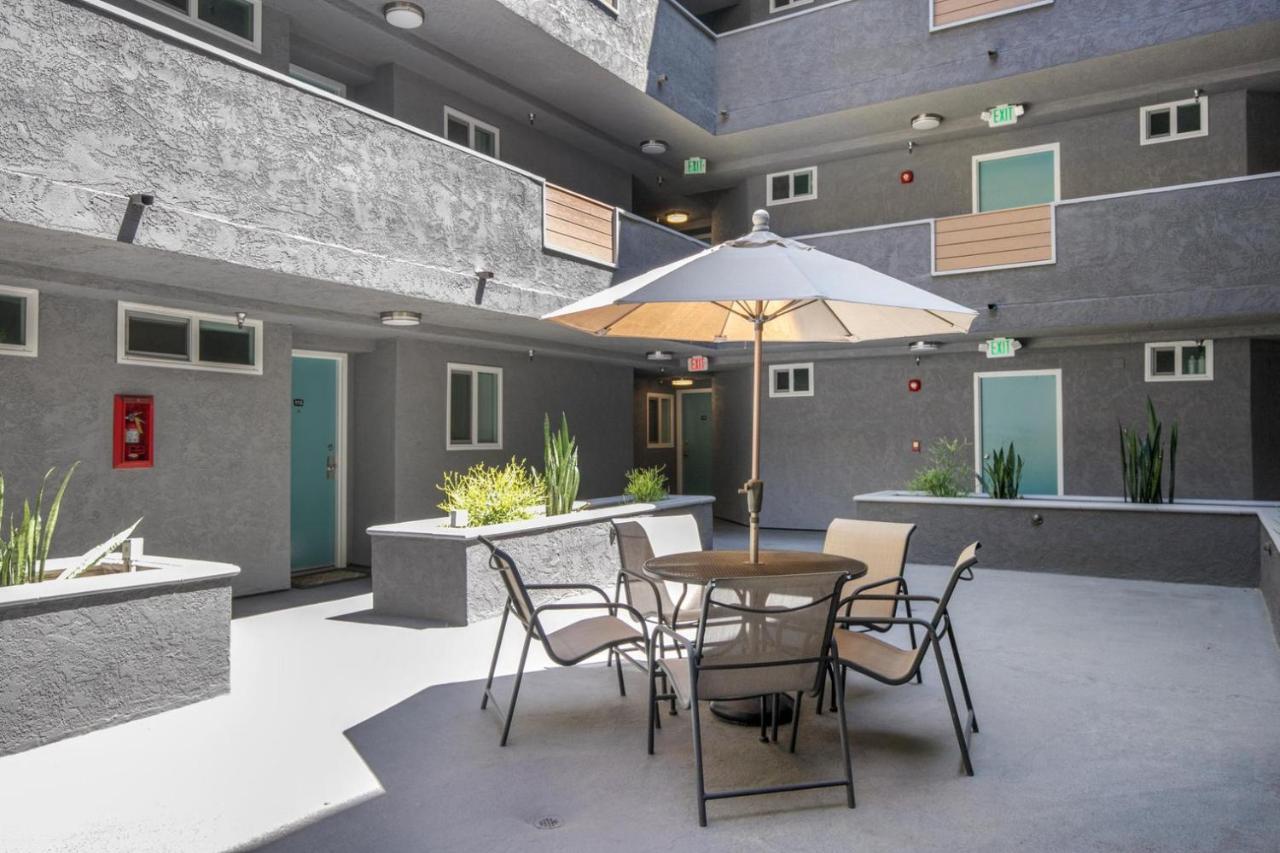 Apartamento Beverly Grove 2br W Gym Nr Malls Hospital Lax-1107 Los Angeles